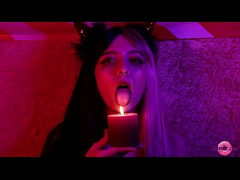 ❤️ Succubus Sexy-ren Pumada Sutsua Ahoa betetzearekin ️❌ Porno gugan ❌️❤